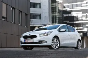 Kia Ceed 2012 nuove foto ufficiali - 44