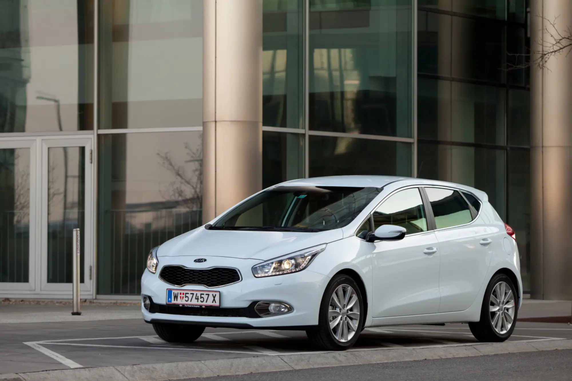 Kia Ceed 2012 nuove foto ufficiali - 57