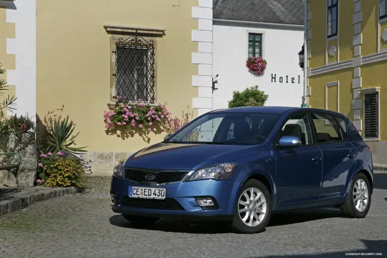 Kia Cee\'d collection - 14