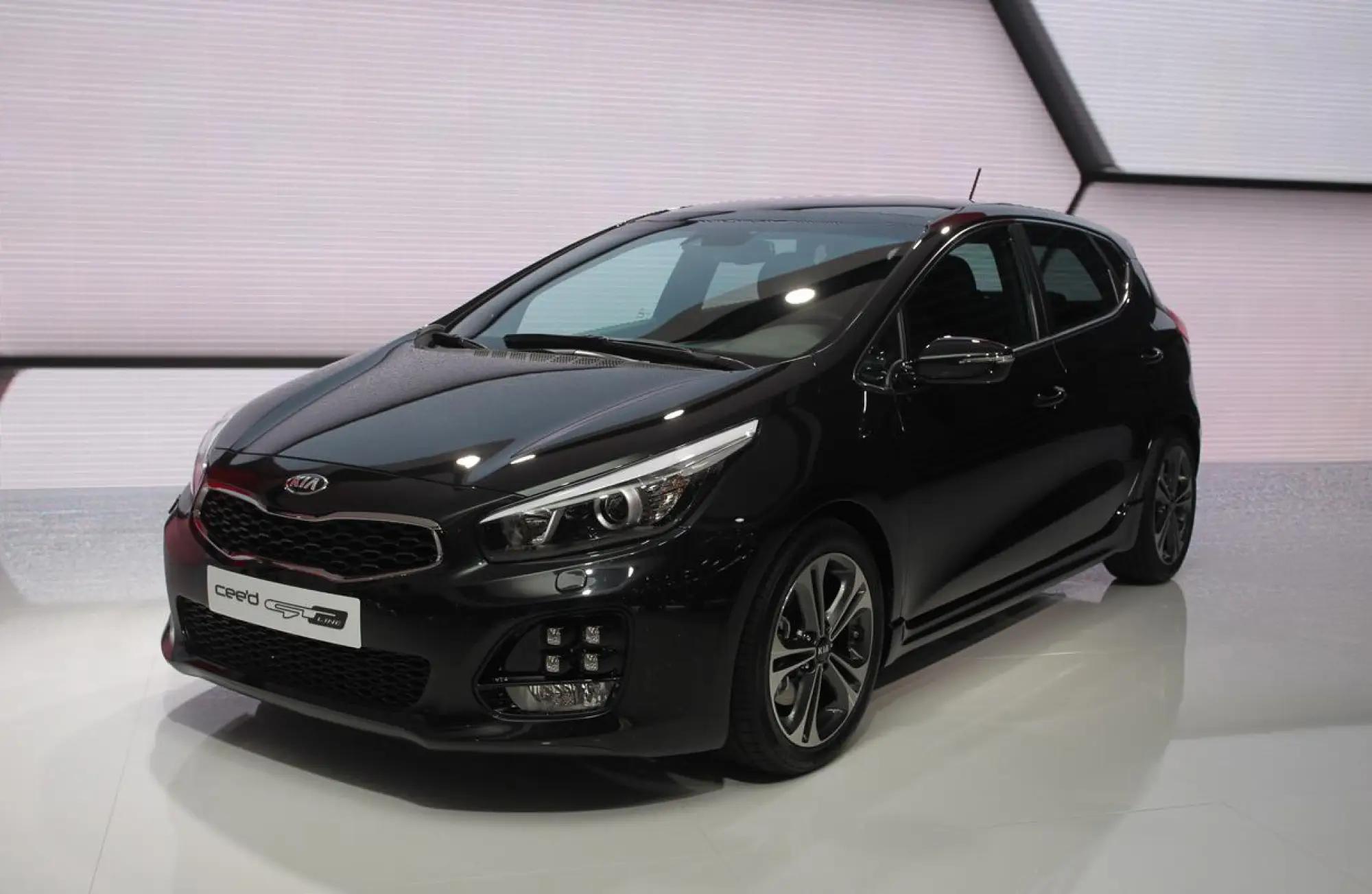 Kia Ceed GT Line - Salone di Ginevra 2015 - 1