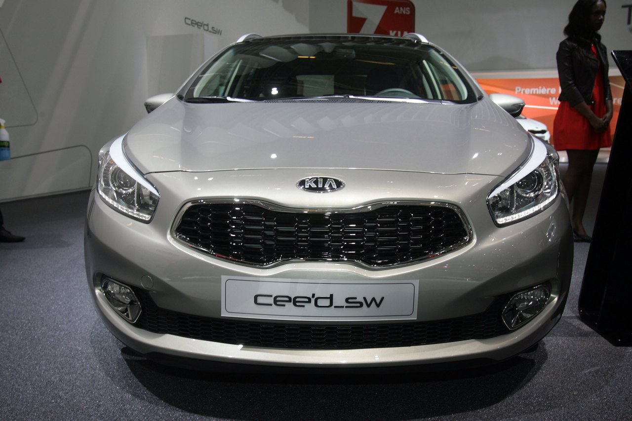 KIA Ceed SW - Salone di Parigi 2012