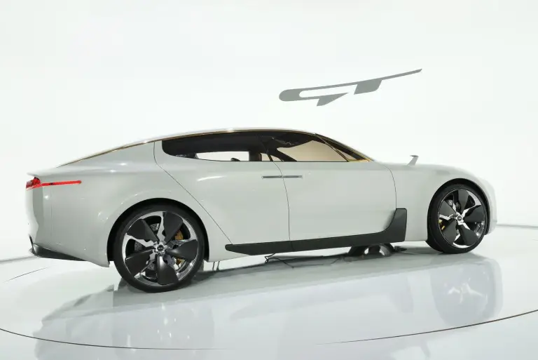 Kia Concept GT, Salone di New York 2013 - 3