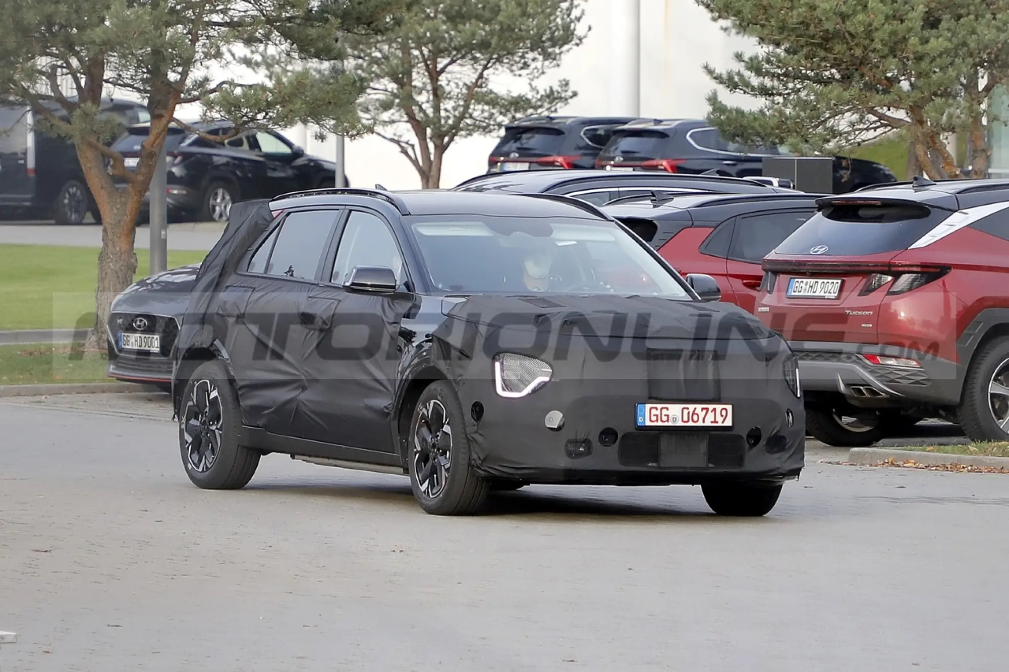 Kia e-Niro 2022 - Foto Spia 15-11-2021 - 5