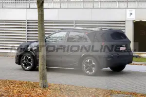 Kia e-Niro 2022 - Foto Spia 15-11-2021