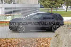 Kia e-Niro 2022 - Foto Spia 15-11-2021 - 6