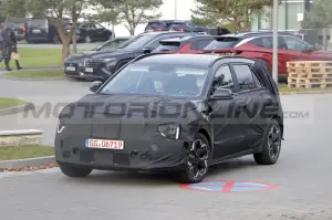 Kia e-Niro 2022 - Foto Spia 15-11-2021