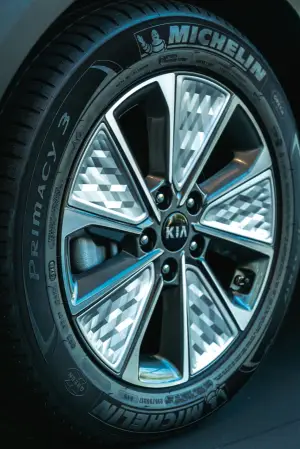 Kia e-Soul MY 2019 - Test Drive in anteprima