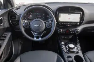 Kia e-Soul MY 2019 - Test Drive in anteprima