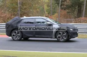 Kia EV Crossover - Foto spia 20-11-2020