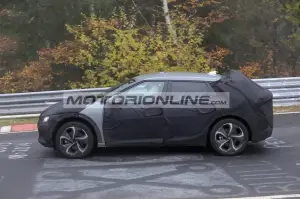 Kia EV Crossover - Foto spia 20-11-2020