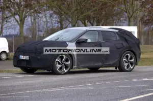 Kia EV crossover - Foto spia 4-2-2021