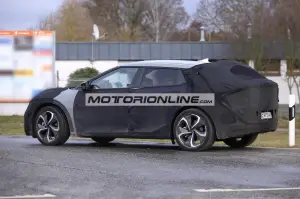 Kia EV crossover - Foto spia 4-2-2021