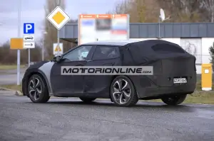 Kia EV crossover - Foto spia 4-2-2021
