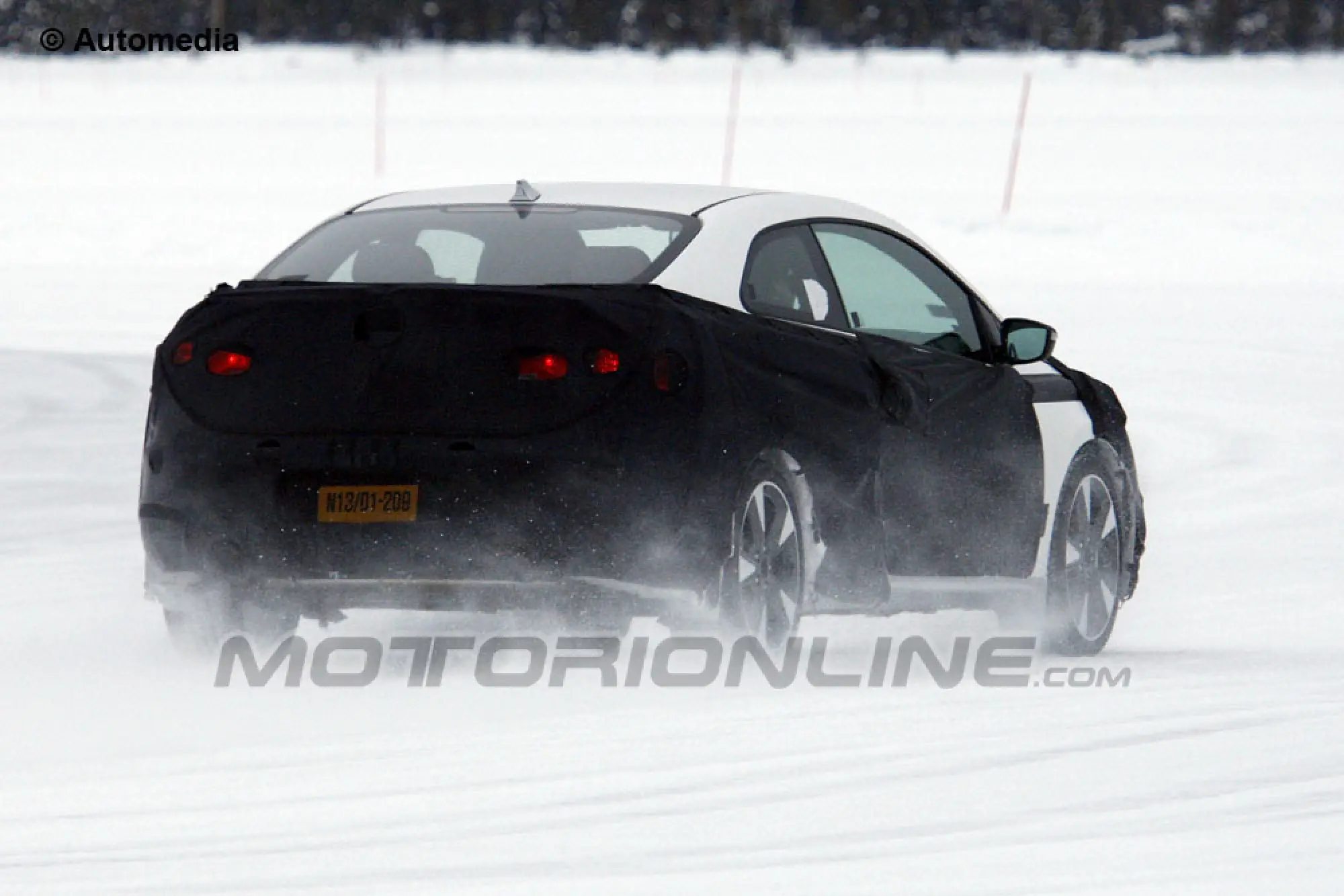 Kia Forte Koup 2014 - Foto spia 23-02-2013 - 5