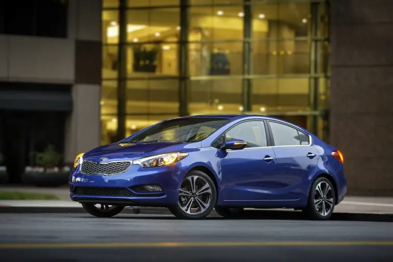 KIA Forte - Salone di Los Angeles 2012 - 3