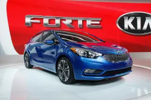 KIA Forte - Salone di Los Angeles 2012 - 1