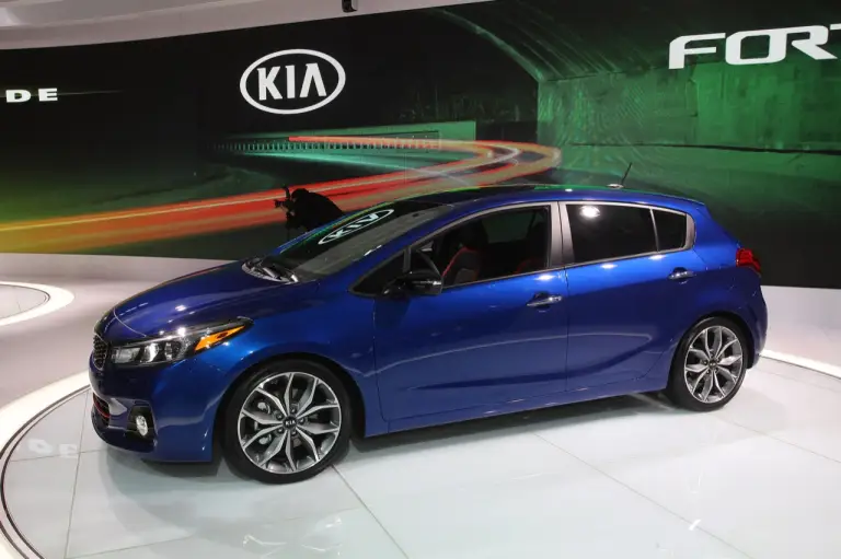 KIA Forte5 - Salone di Detroit 2016 - 6