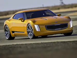 Kia GT4 Stinger Concept - Immagini ufficiali - 1