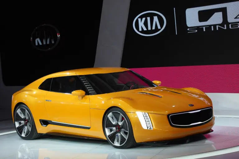 KIA GT4 Stinger Concept - Salone di Detroit 2014 - 8