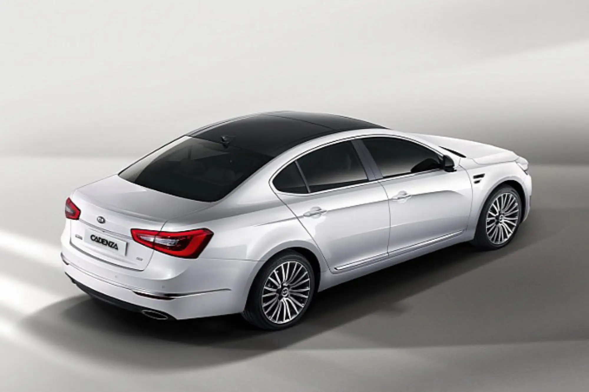 Kia K7 restyling - 2