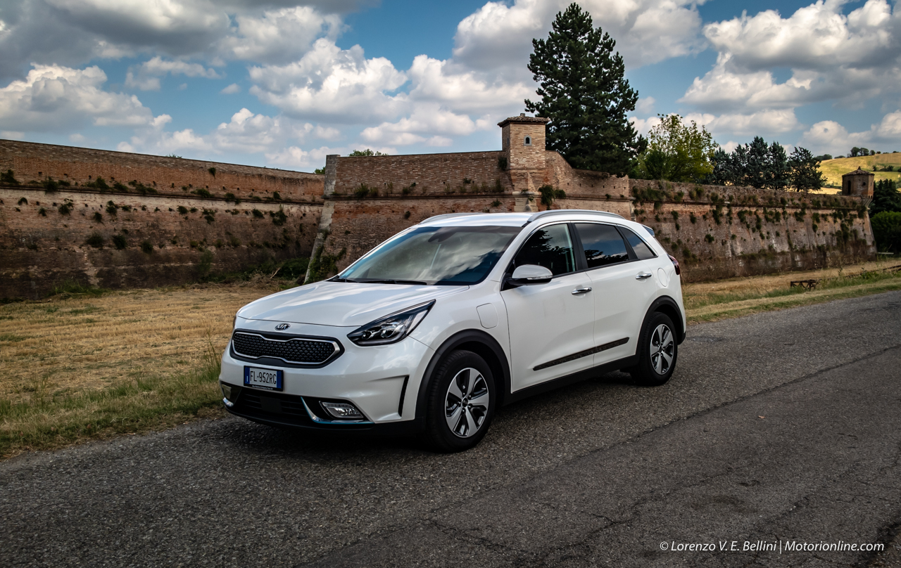 Kia Niro - 5CosedaSapere Episodio 1