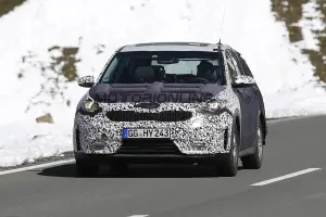 Kia Niro - Foto spia 02-10-2015 - 1