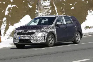 Kia Niro - Foto spia 02-10-2015 - 3