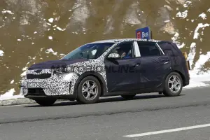 Kia Niro - Foto spia 02-10-2015 - 4