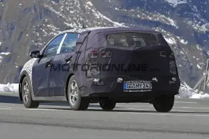 Kia Niro - Foto spia 02-10-2015 - 7
