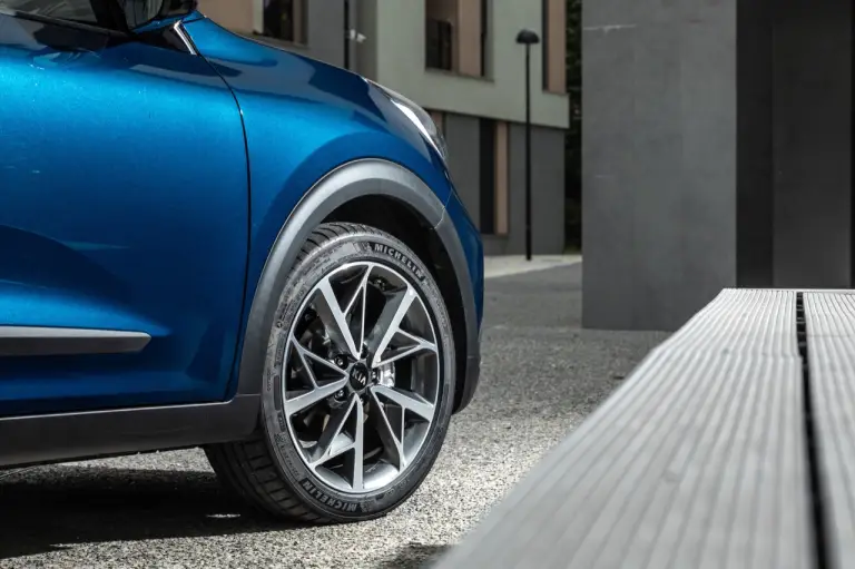 Kia Niro HEV 2019  - 13