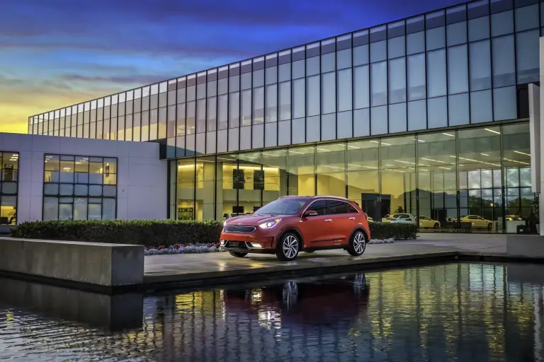 Kia Niro Hybrid 2016 - 10