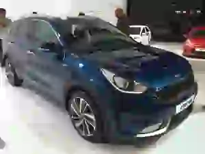 Kia Niro - Salone di Ginevra 2016 - 18