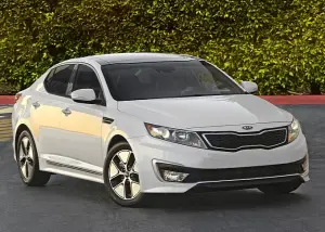 Kia Optima Hybrid - 4