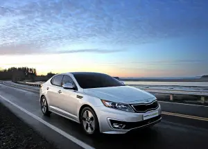 Kia Optima Hybrid - 7