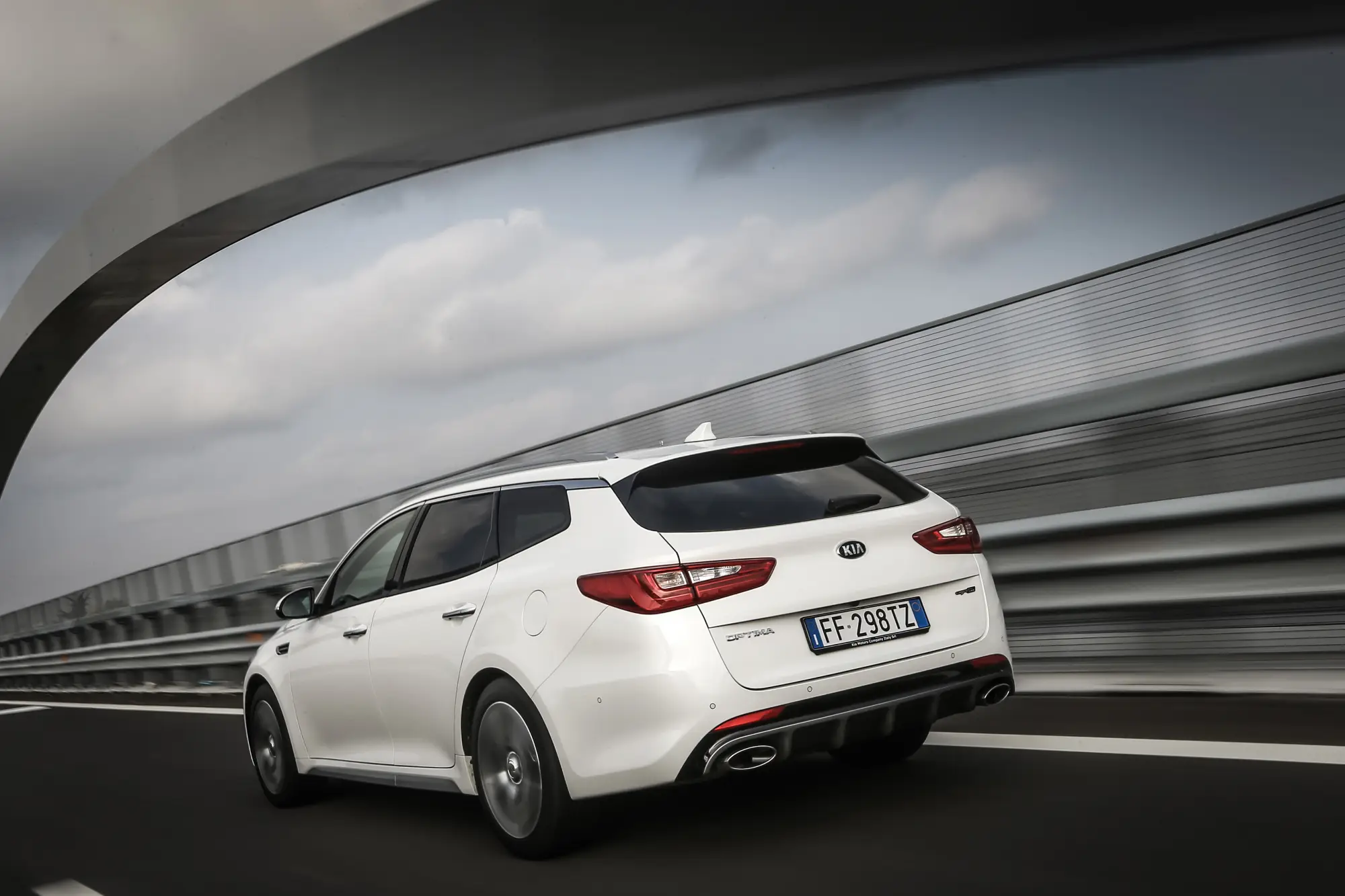 Kia Optima Sportswagon 2016 - 86