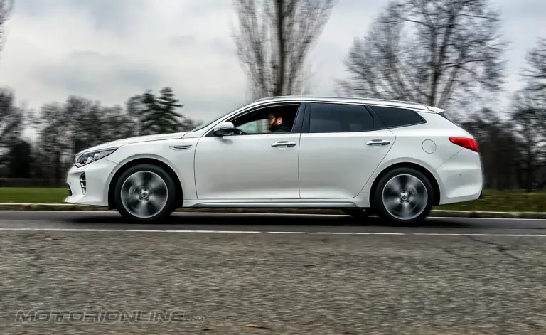 Kia Optima Sportswagon - Prova su Strada - 32