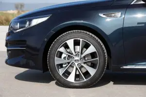 Kia Optima Sportswagon - 27