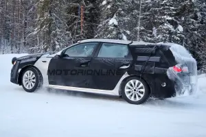 Kia Optima Sportwagon - Foto spia 21-01-2016 - 5