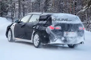 Kia Optima Sportwagon - Foto spia 21-01-2016 - 7