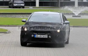 Kia ProCeed 2022 - Foto spia 03-06-2021