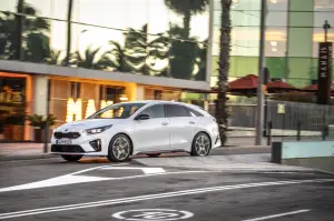 Kia Proceed GT 2019 - Test drive in Anteprima  - 2