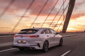 Kia Proceed GT 2019 - Test drive in Anteprima  - 13