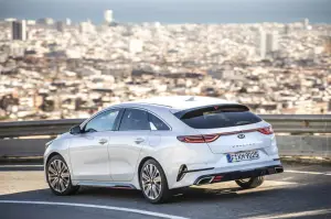 Kia Proceed GT 2019 - Test drive in Anteprima  - 15