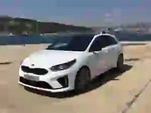 KIA Proceed MY 2019 - 5