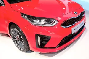 Kia Proceed - Salone di Parigi 2018