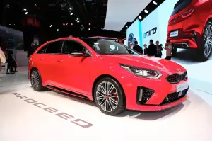 Kia Proceed - Salone di Parigi 2018