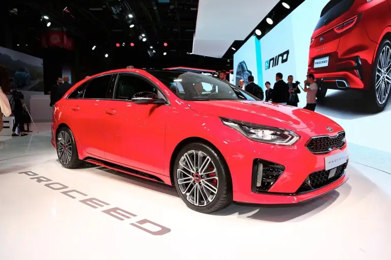 Kia Proceed - Salone di Parigi 2018 - 9