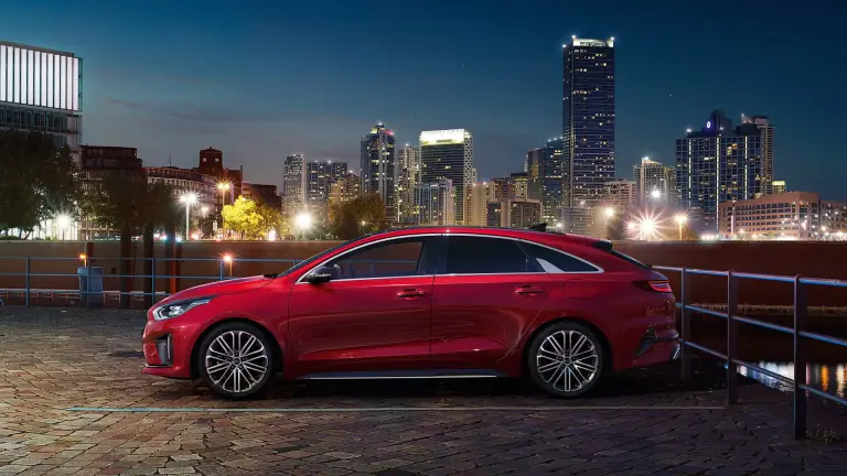 Kia Proceed - 4