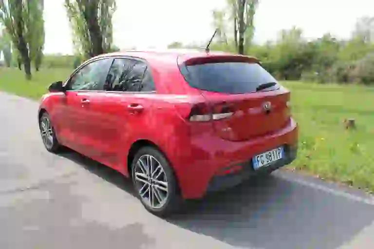 Kia Rio 1.4 CRDi: prova su strada  - 17