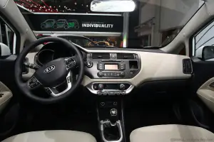 Kia Rio Ginevra 2011 - 8